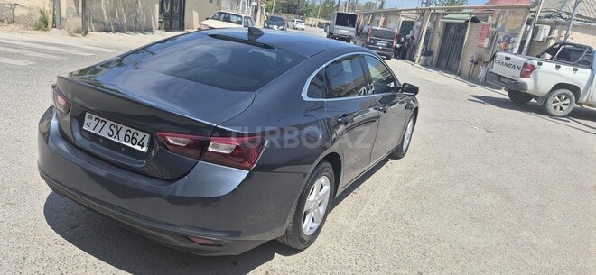 Chevrolet Malibu-8