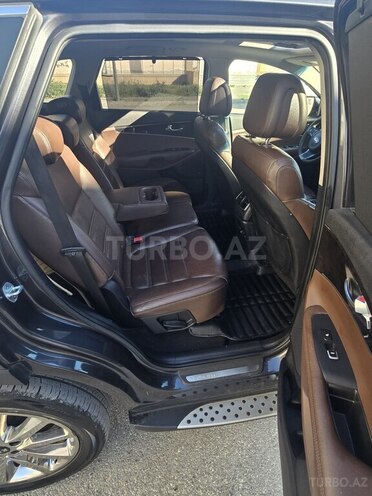 Kia Sorento-7