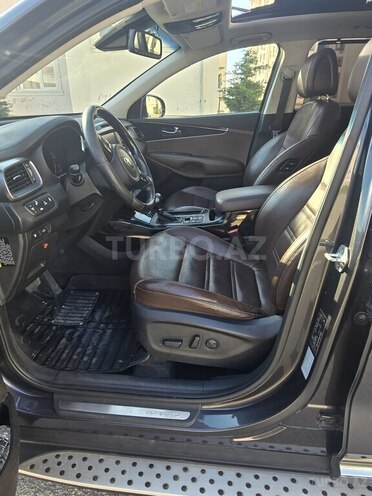 Kia Sorento-10