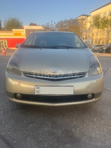 Toyota Prius-1