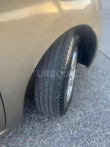 Toyota Prius-7