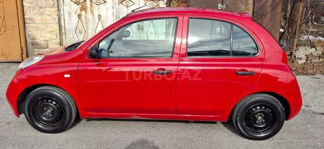 Nissan Micra-2