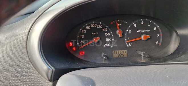 Nissan Micra-14