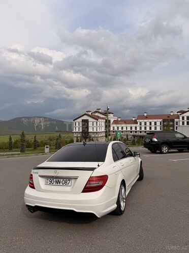 Mercedes C 250-7