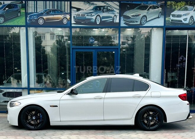 BMW 528-12