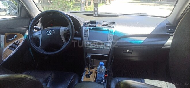Toyota Camry-3