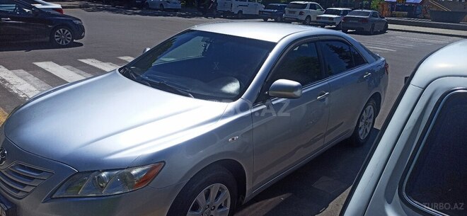 Toyota Camry-9