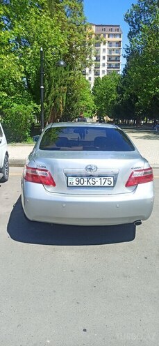 Toyota Camry-11