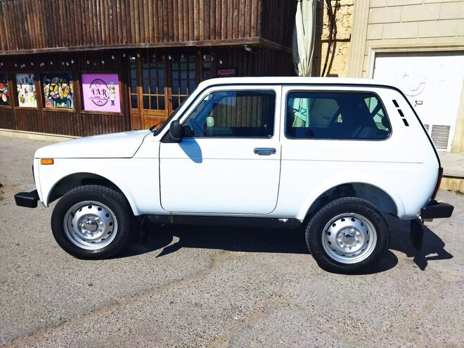 LADA (VAZ) Niva-3