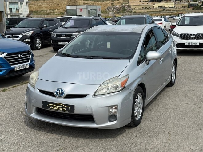 Toyota Prius-2