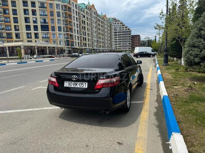 Toyota Camry-12