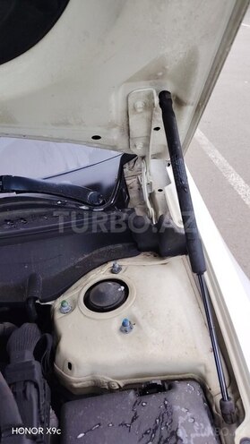 Kia K5-8