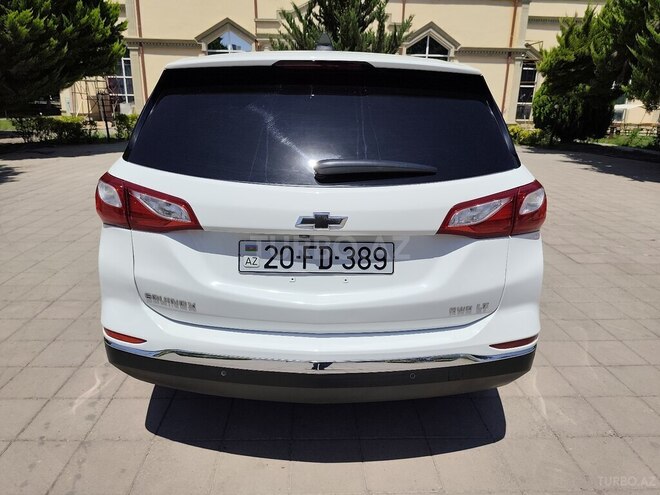 Chevrolet Equinox-4
