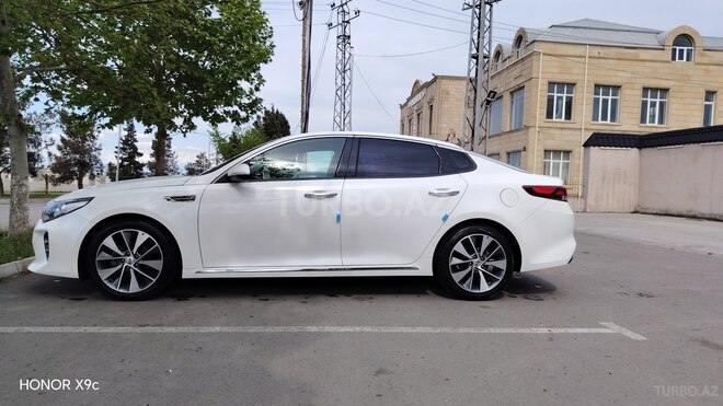 Kia K5-20