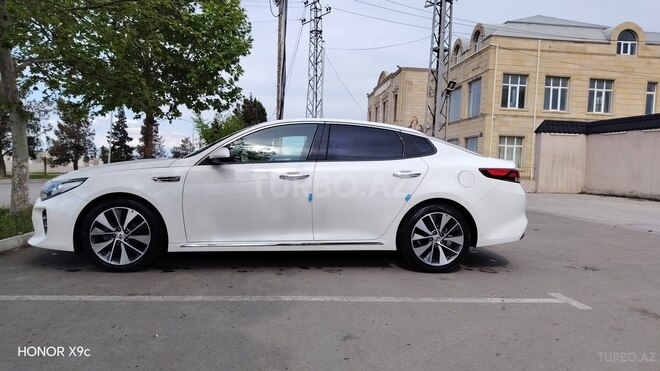 Kia K5-19