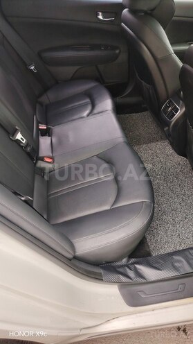 Kia K5-16