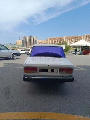 LADA (VAZ) 2107-2