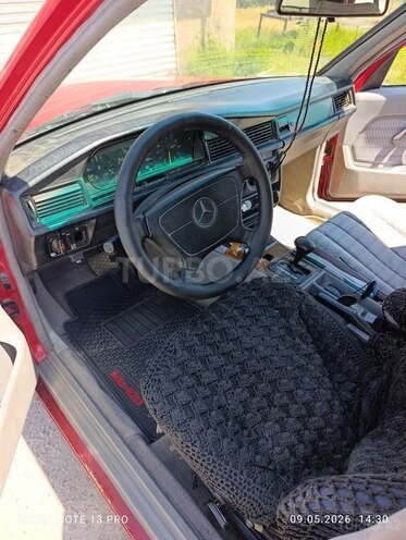 Mercedes 190-7