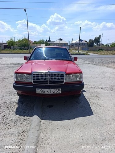 Mercedes 190-1