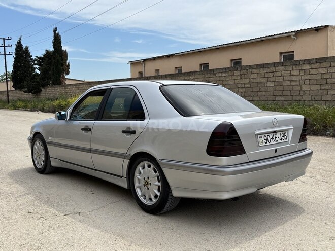 Mercedes C 180-4