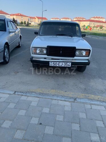 LADA (VAZ) 2107-1