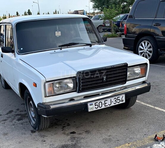 LADA (VAZ) 2107-4