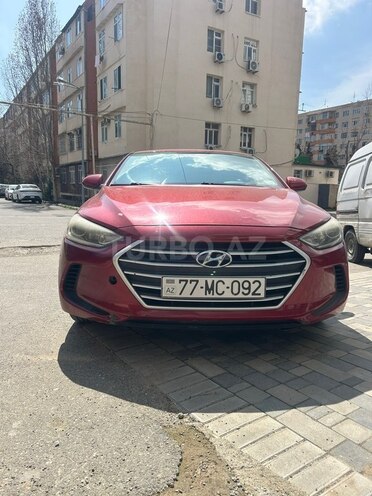 Hyundai Elantra-1