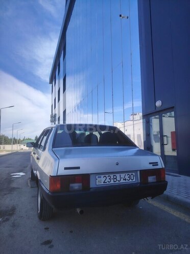 LADA (VAZ) 21099-9
