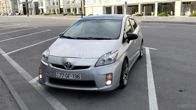 Toyota Prius-1
