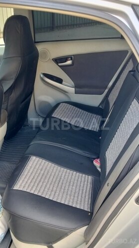 Toyota Prius-16