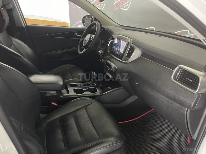 Kia Sorento-7