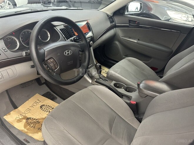 Hyundai Sonata-13