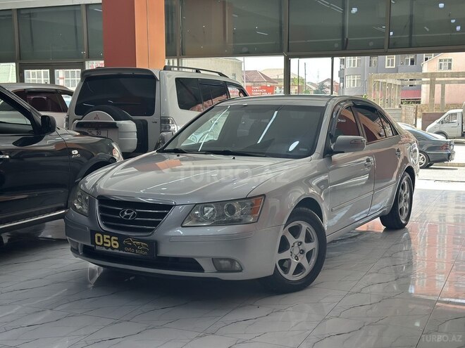 Hyundai Sonata-1