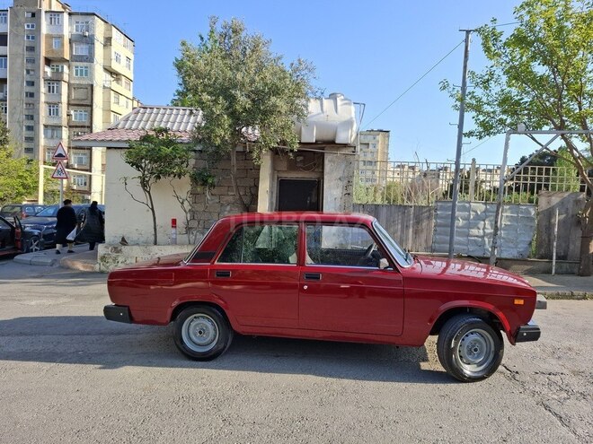 LADA (VAZ) 2107-15