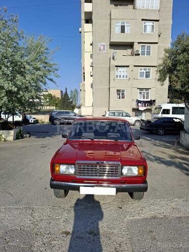 LADA (VAZ) 2107-1