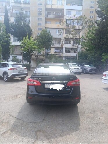 Nissan Sentra-3