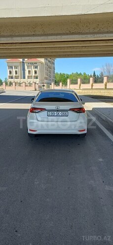 Toyota Corolla-2