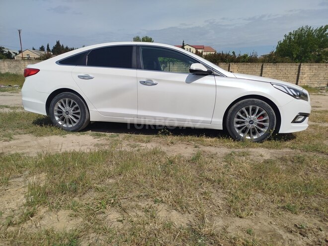 Hyundai Sonata-3