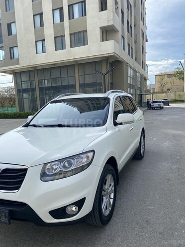 Hyundai Santa Fe-3