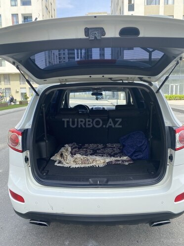 Hyundai Santa Fe-16