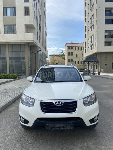 Hyundai Santa Fe-1