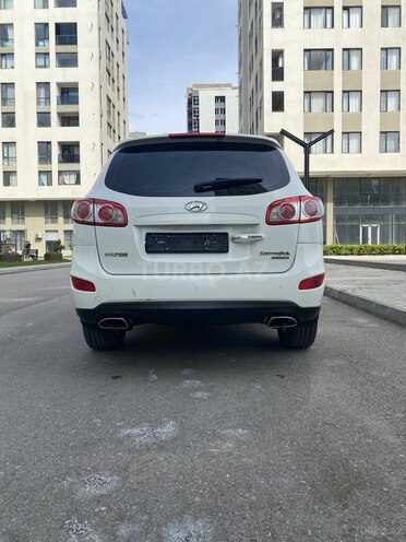 Hyundai Santa Fe-10