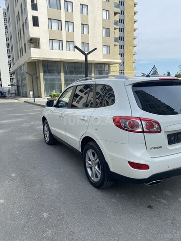 Hyundai Santa Fe-6