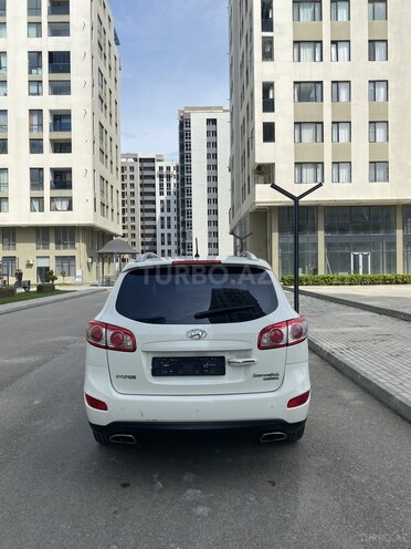 Hyundai Santa Fe-11