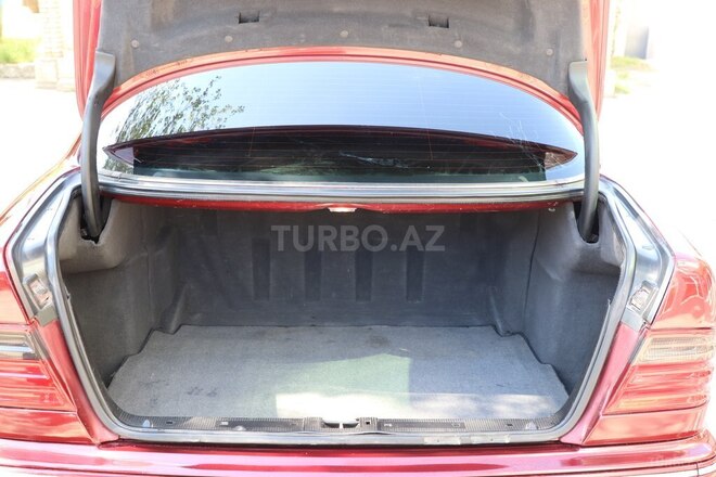 Mercedes E 220-6