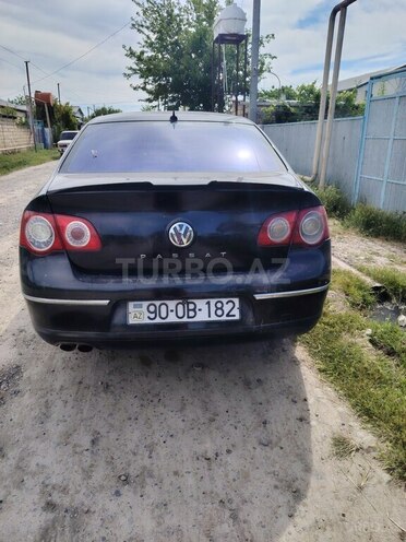 Volkswagen Passat-10