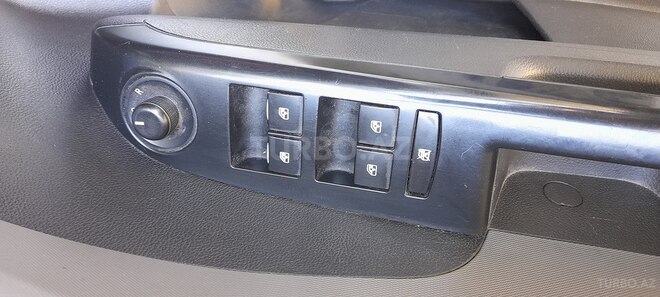 Chevrolet Aveo-11