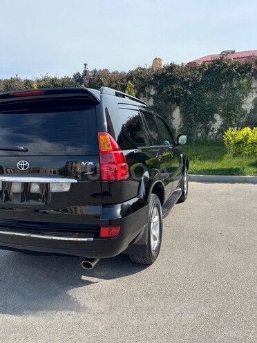 Toyota Land Cruiser Prado-5