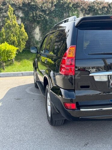 Toyota Land Cruiser Prado-6