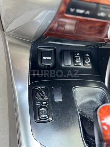 Toyota Land Cruiser Prado-18